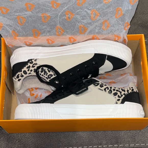 NEW! Rocket Dog Cheery Blocked Sneakers Leopard Cream Black Cheetah NWT Size 8 - Picture 13 of 14